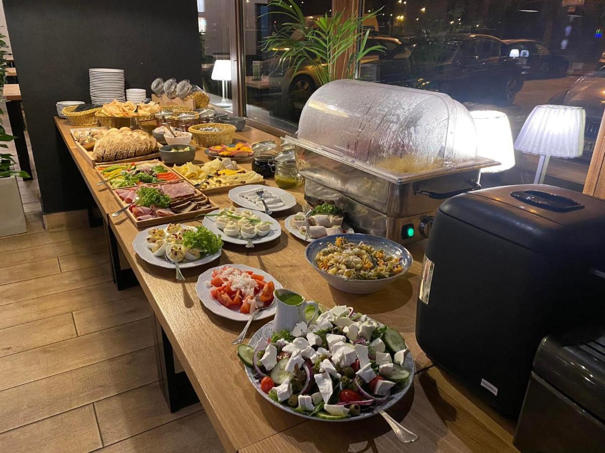 Hotel Pzmot Lublin Eksteriør billede