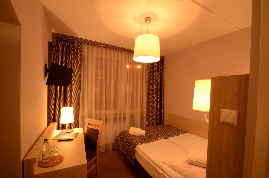Hotel Pzmot Lublin Værelse billede