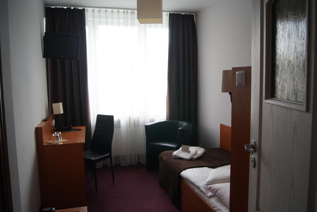 Hotel Pzmot Lublin Eksteriør billede
