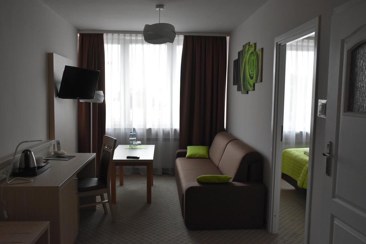 Hotel Pzmot Lublin Eksteriør billede